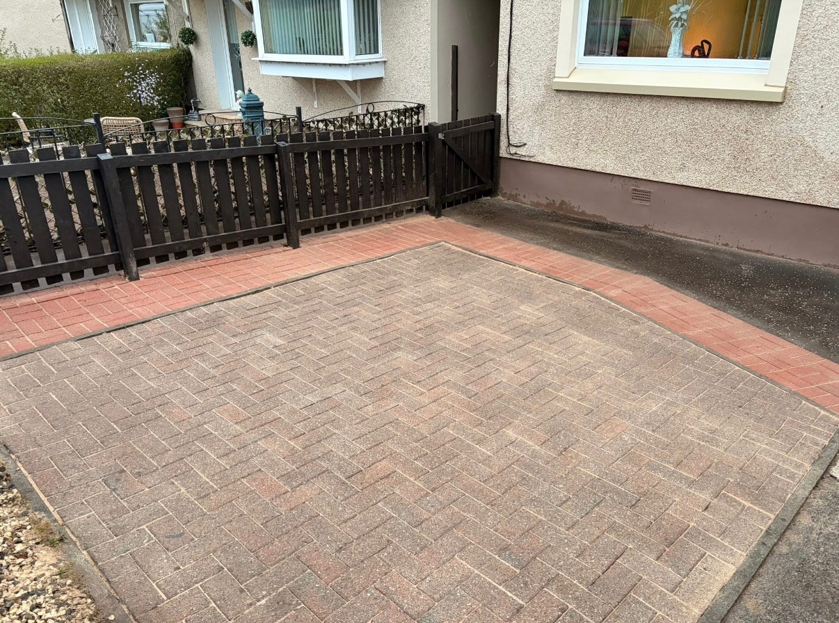 After driveway power washing in Rutherglen - clean block paving